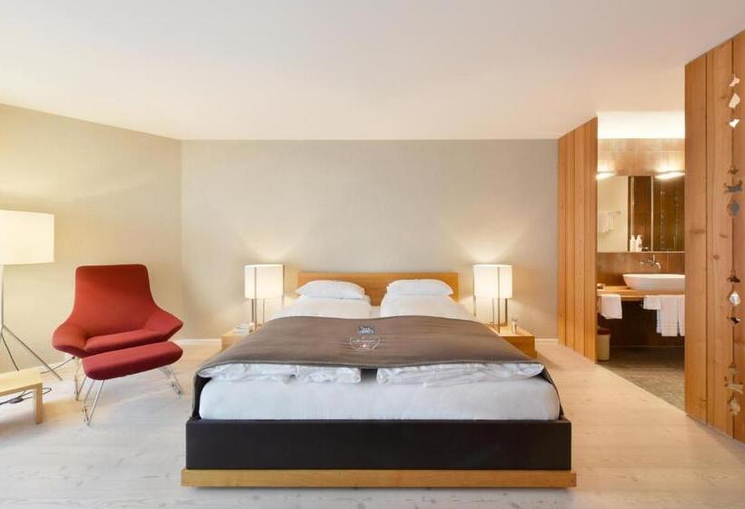 اتاق سوپریور با بالکن, Schweizerhof Lenzerheide