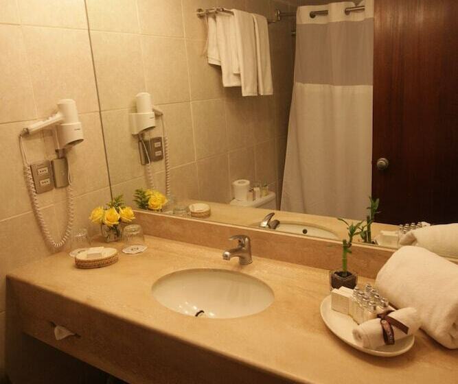 اتاق استاندارد سه نفره, Almacruz Hotel Y Centro De Convenciones