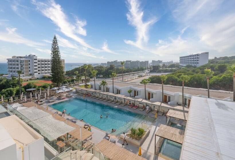 Номер Стандарт Боковой Вид на Море, Napa Mermaid Hotel & Suites