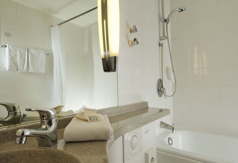 Номер Стандарт, Mercure Hotel Düsseldorf Neuss
