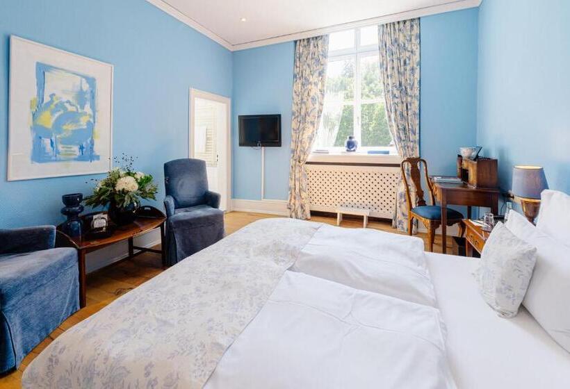Классический Номер, Schlosshotel Hugenpoet