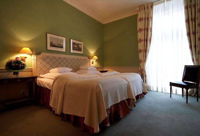 Люкс Повышенной Комфортности, Steigenberger Icon Parkhotel Düsseldorf