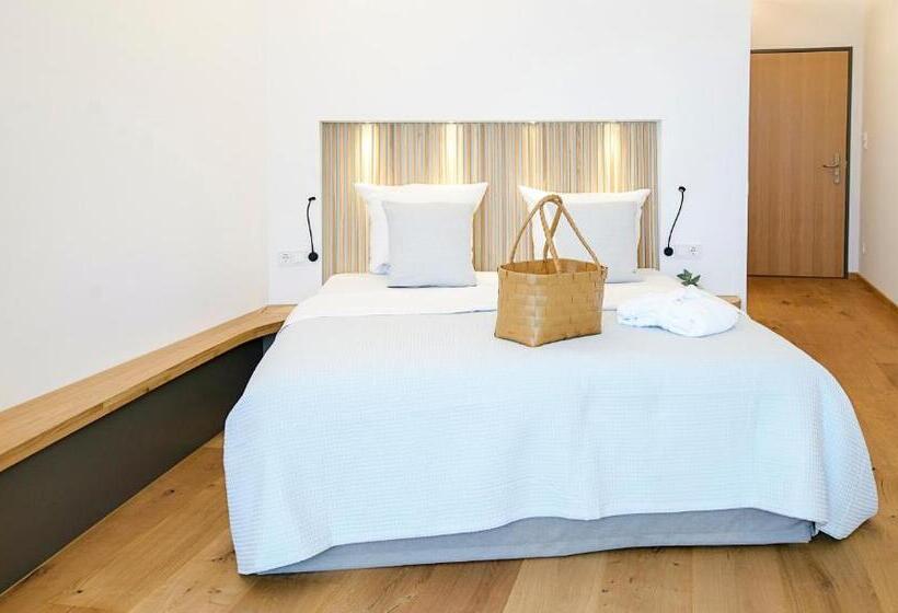 디럭스 룸, Biohotel Mohren