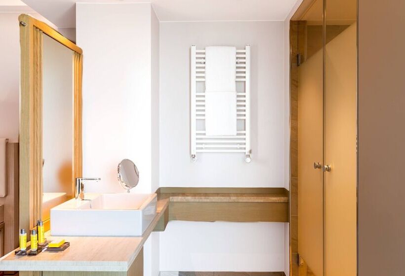 Номер Deluxe, Delta Hotels By Marriott Frankfurt Offenbach