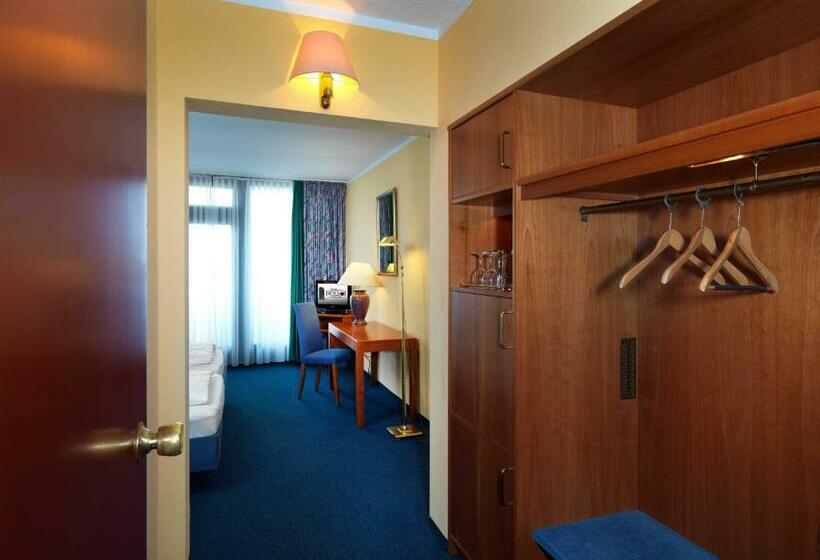 标准间, Excelsior Ludwigshafen