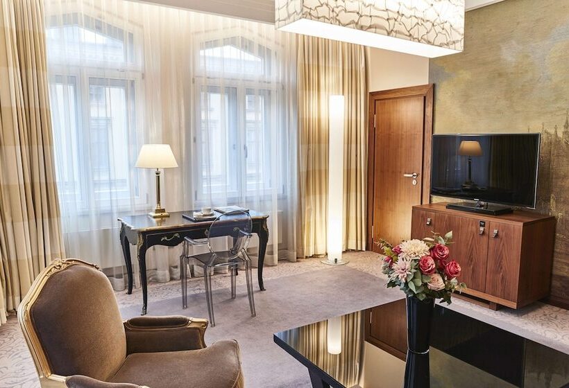 Люкс Superior, Vier Jahreszeiten Kempinski München