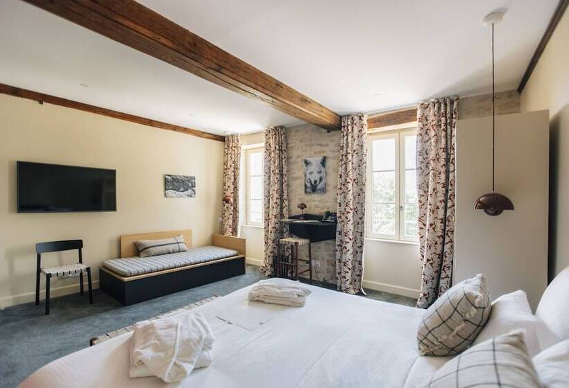 Номер Комфорт, Castel De Très Girard   Hotel & Restaurant   Teritoria