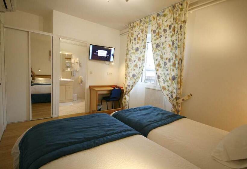 스탠다드 룸, Logis Auberge La Diege