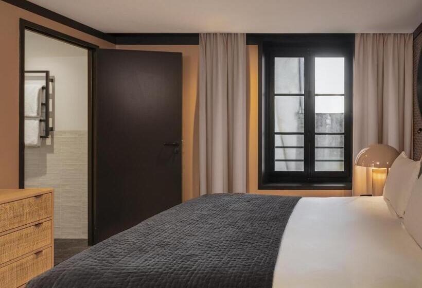 Апартаменты 2 Спальни, Maisons Du Monde Hôtel & Suites   Marseille Vieux Port