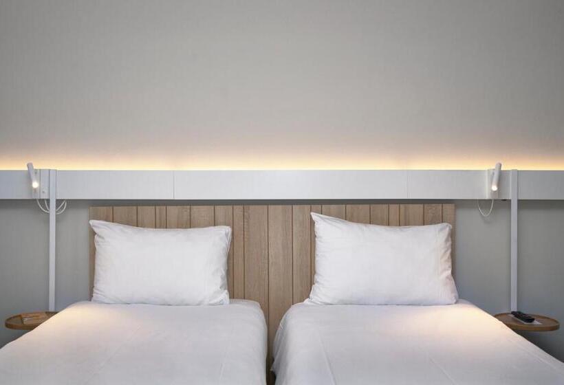 Номер Стандарт, Ibis Annecy   Cran Gevrier