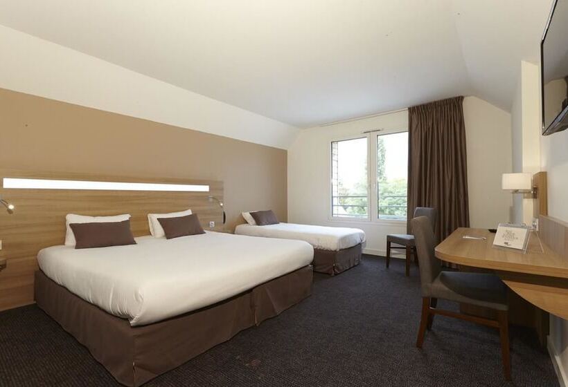 Номер Стандарт, Kyriad Hotel Laval