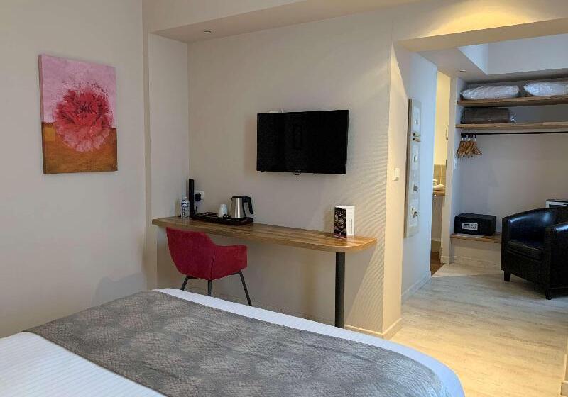 带大床的豪华间, Best Western Hôtel Des Voyageurs