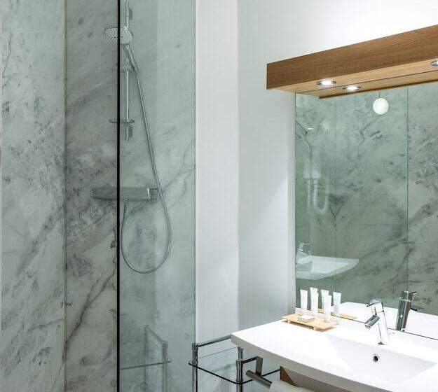 Номер Superior, Hôtel Forest Hill Meudon Velizy