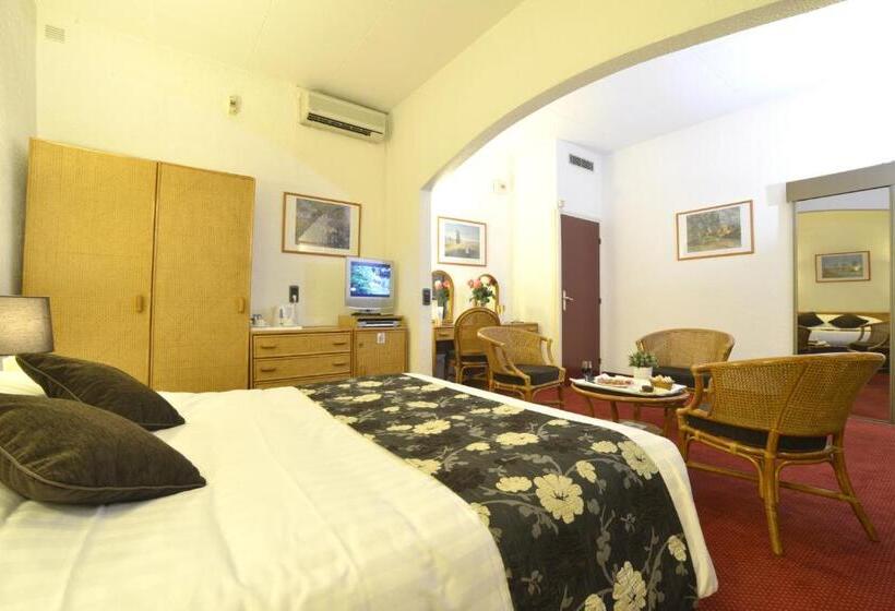 Трехместный Номер Superior, Hôtel D’angleterre Grenoble Hyper Centre