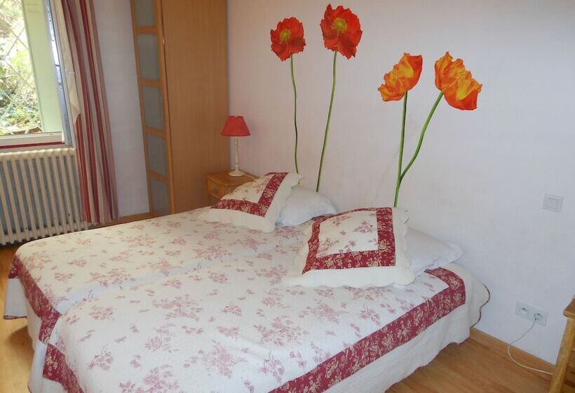 Quarto Triplo Standart, Logis Le Printemps Hôtel Restaurant   Montélimar