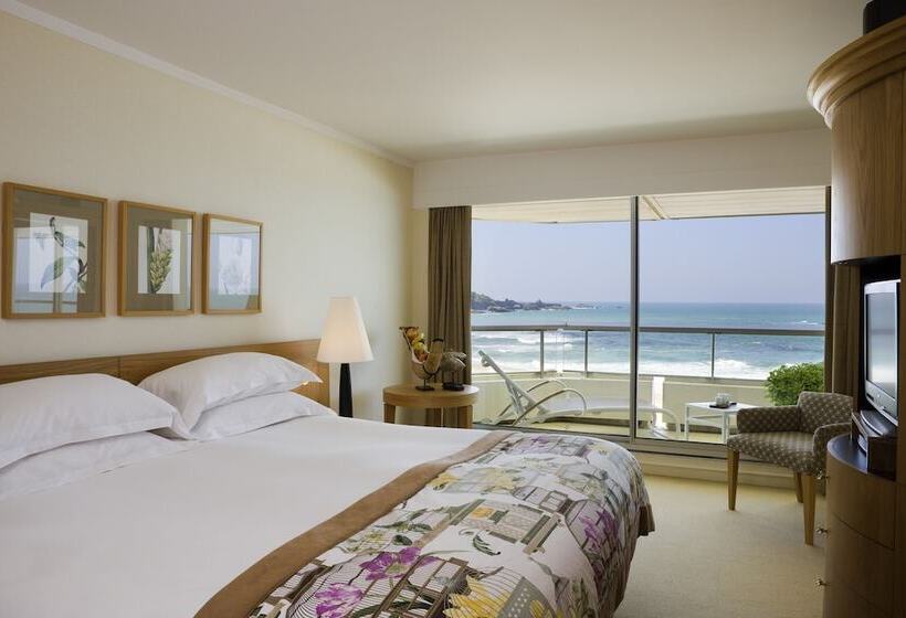 Номер Superior Боковой Вид на Море, Sofitel Biarritz Le Miramar Thalassa