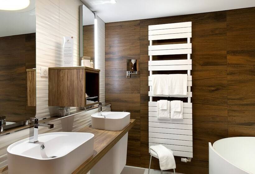 Номер Superior, La Cheneaudière   Hôtel Spa   Relais & Châteaux