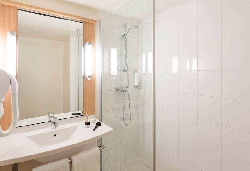 Номер Стандарт, Ibis Metz Centre Gare