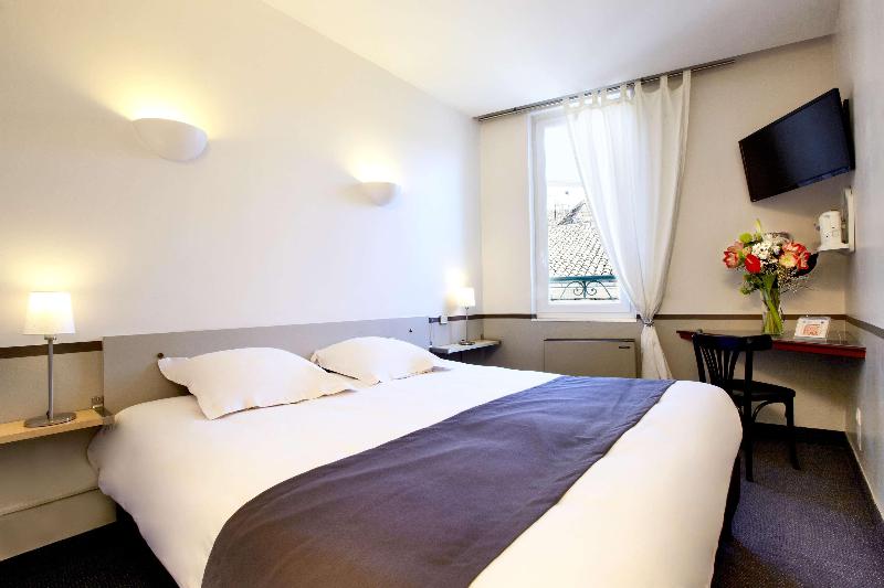 Номер Стандарт, Kyriad Nimes Centre