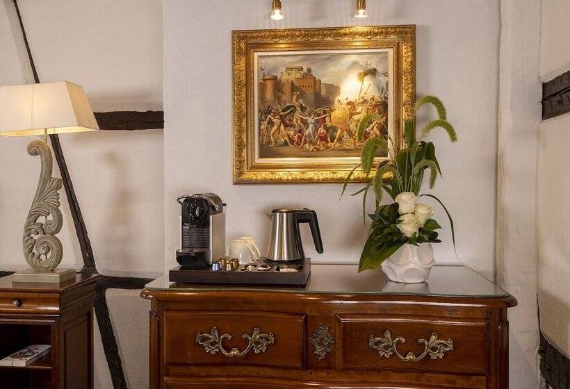 Номер Deluxe, Restaurant Le Maréchal   Teritoria