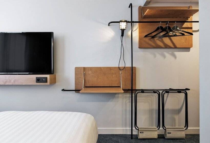 标准间, Moxy Paris Bastille