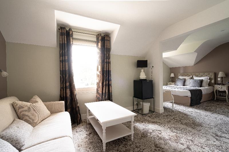 Полулюкс, Hôtel The Originals Résidence De Rohan
