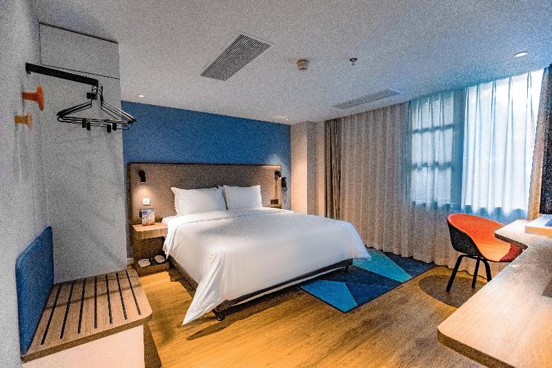 Семейный Номер, Hôtel The Originals Résidence De Rohan