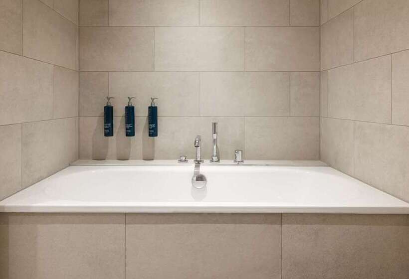 Süit, Hilton Leeds City