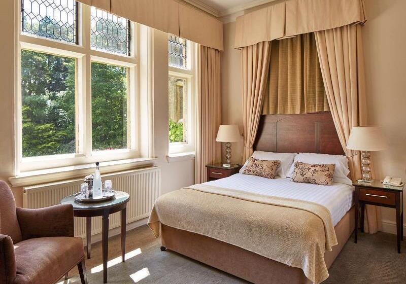 Номер Deluxe, Macdonald Frimley Hall Hotel & Spa