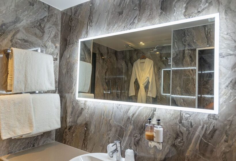 Номер Стандарт, Delta Hotels By Marriott Colchester