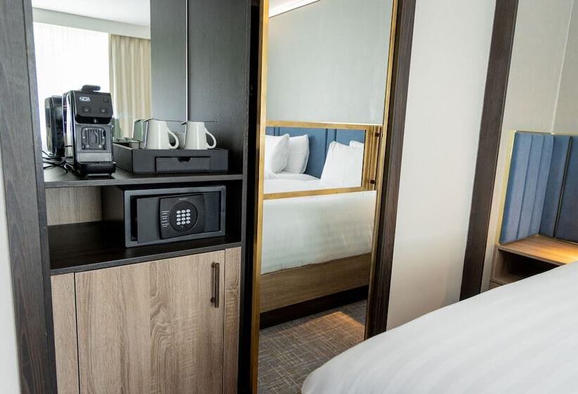 Семейный Номер, Delta Hotels By Marriott Colchester