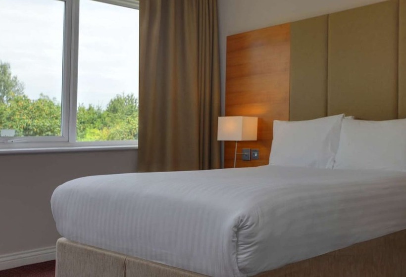 חדר סטנדרט, Delta Hotels By Marriott Colchester