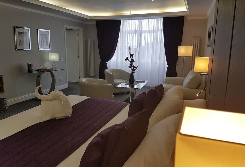 اتاق اجرایی, The Diplomat Hotel Restaurant & Spa