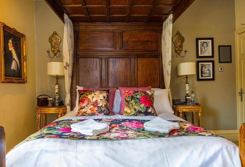 Номер Deluxe, The Rutland Arms Hotel, Bakewell, Derbyshire