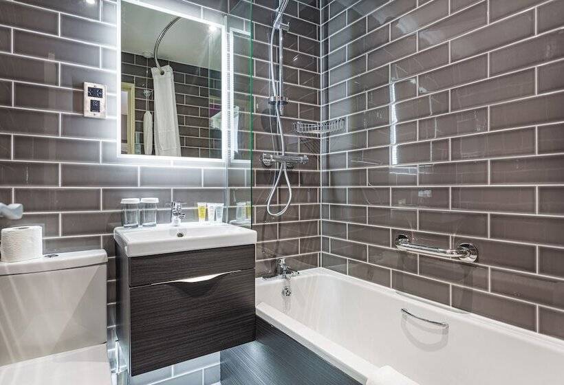 Номер Deluxe, The Rutland Arms Hotel, Bakewell, Derbyshire