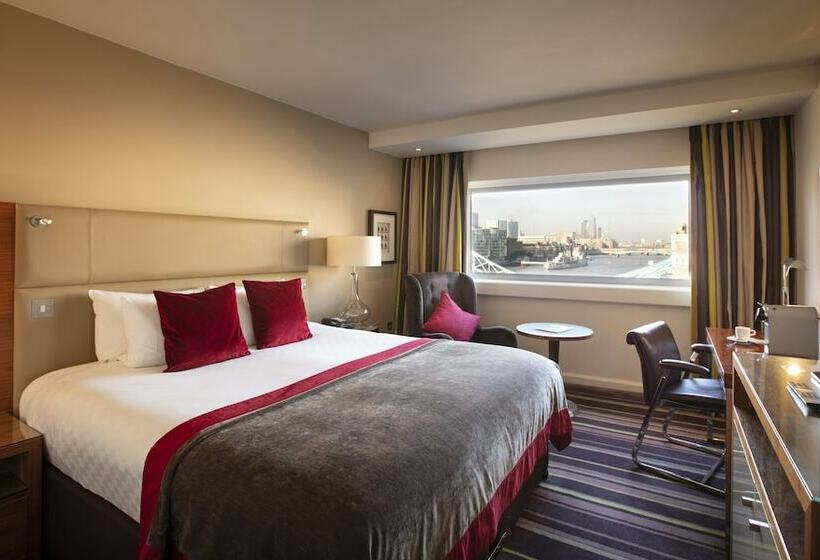 Номер Executive, The Tower Hotel, London