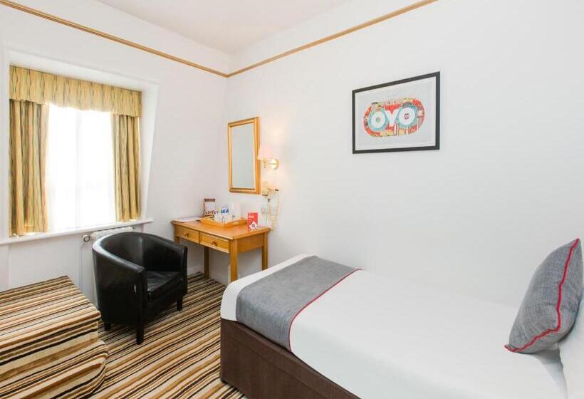 Номер Стандарт Индивидуальный, Stade Court Hotel