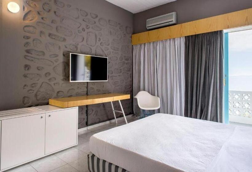 اتاق سوپریور یک تخته با چشم‌انداز دریا, Alkistis Beach Hotel   Adults Only