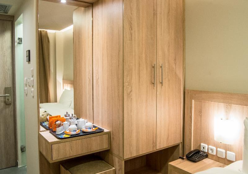 싱글 디럭스 룸, Argo Hotel Piraeus