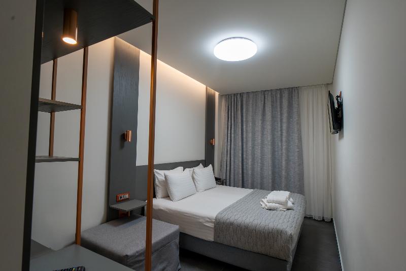 디럭스 룸, Argo Hotel Piraeus
