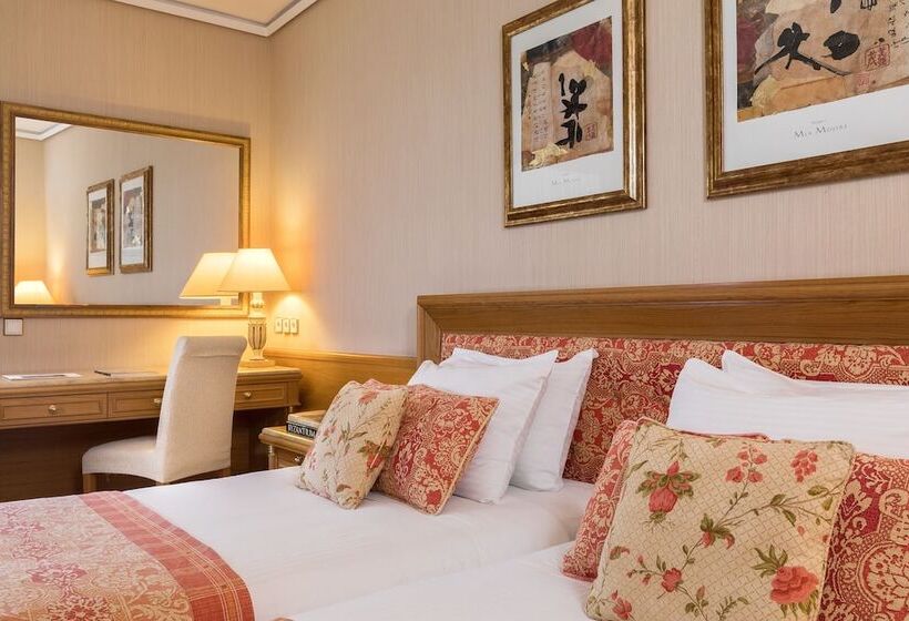 Номер Стандарт Трехместный, Divani Palace Acropolis