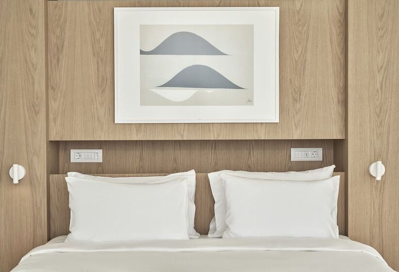 Номер Стандарт Вид на Бассейн, Radisson Resort Plaza Skiathos