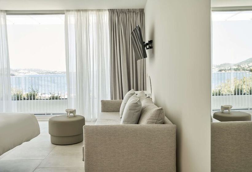 Люкс Вид на Море с Гидромассажем, Radisson Resort Plaza Skiathos