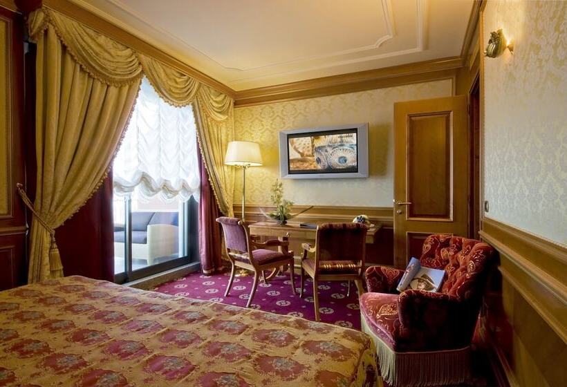 سوئیت سینیور, Grand Hotel Dino