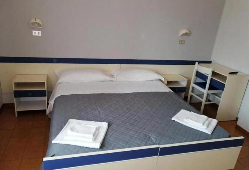 Номер Economy, Residence Ponente