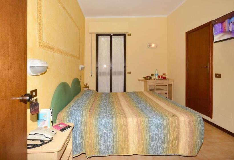 Номер Стандарт, Albergo Martini