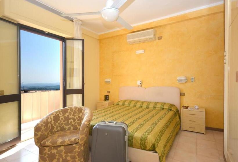 Номер Стандарт, Albergo Martini