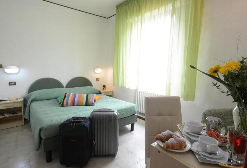 Номер Стандарт, Albergo Martini