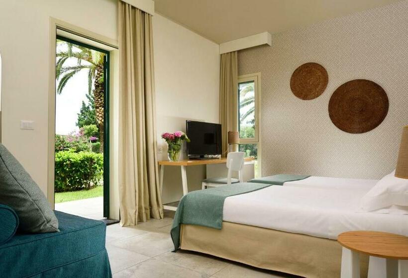 Трехместный Номер Superior, Unahotels Naxos Beach Sicilia