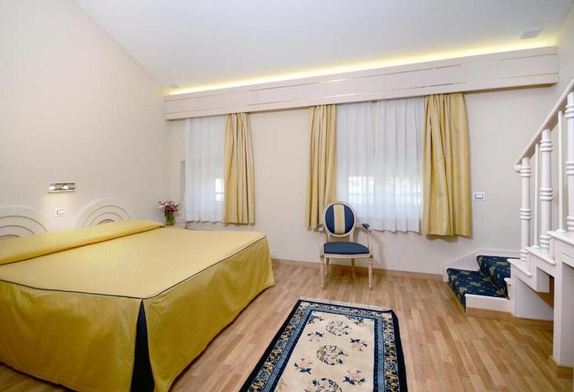 Номер Стандарт, Grand Hotel Vittoria